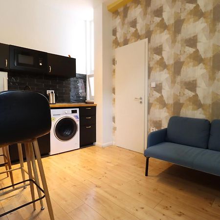 A13 Downtown Apartments With Parking 부다페스트 외부 사진