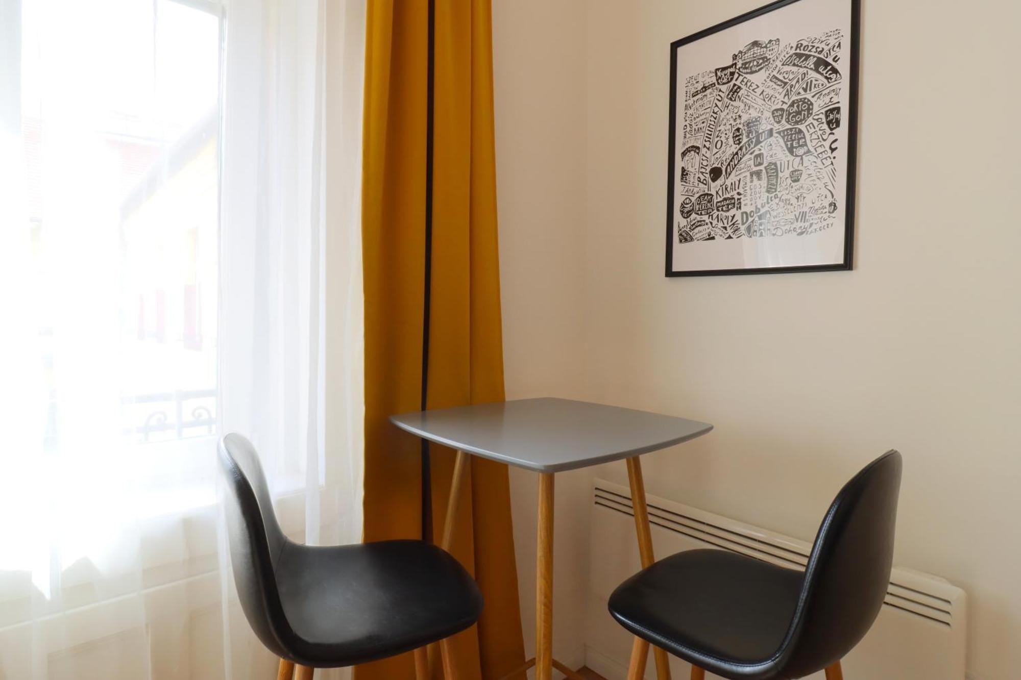 A13 Downtown Apartments With Parking 부다페스트 외부 사진
