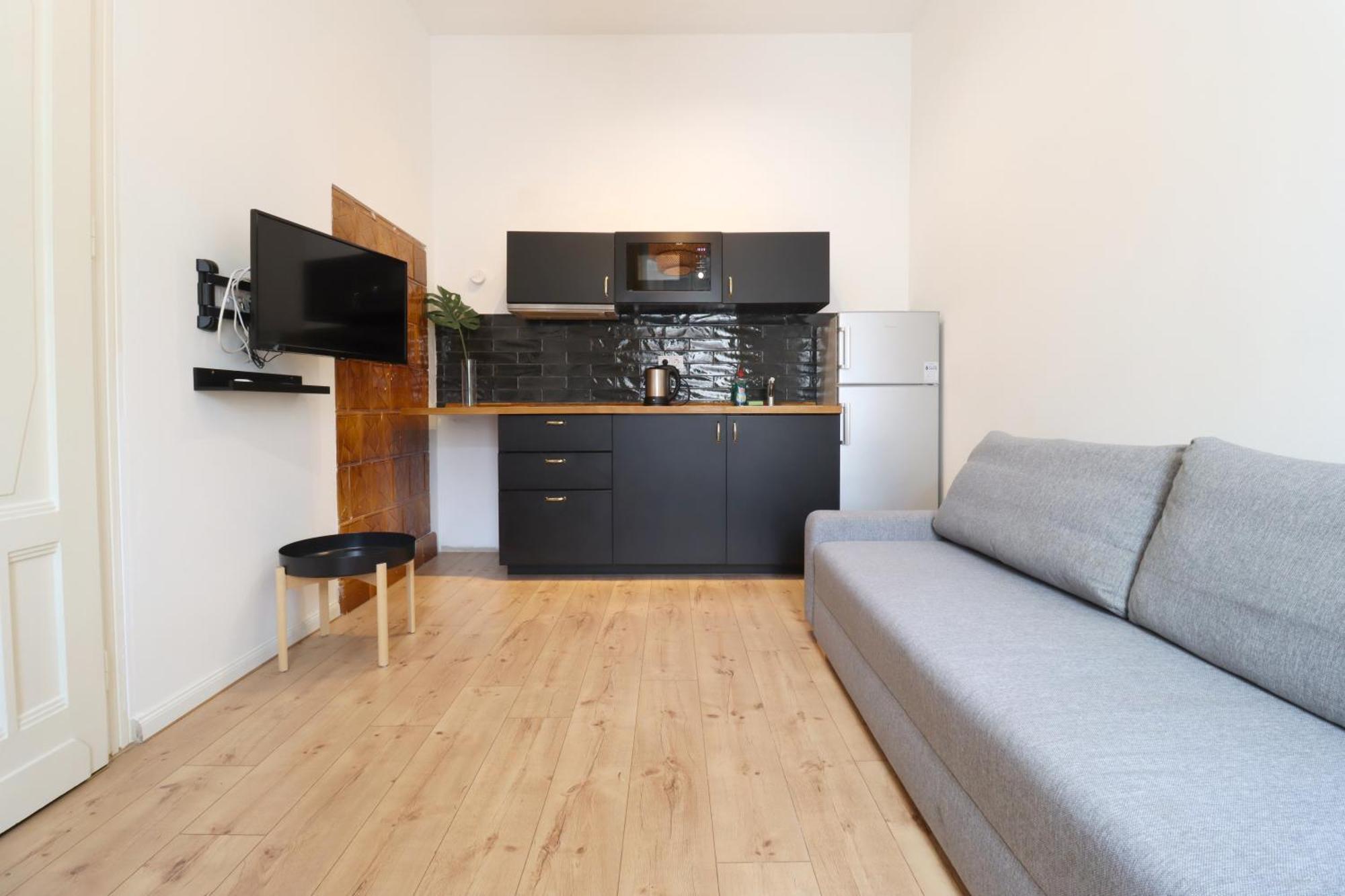 A13 Downtown Apartments With Parking 부다페스트 외부 사진